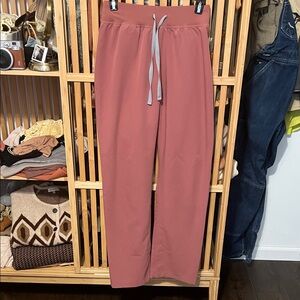 Figs Livingston High waisted straight leg in Mauve